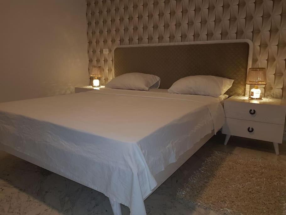 Lovely Apartment Near Tunis Mall - Lac2 Tunis Eksteriør billede