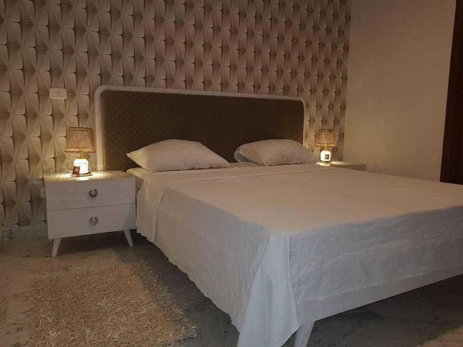 Lovely Apartment Near Tunis Mall - Lac2 Tunis Eksteriør billede